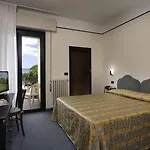 Stella Hotel
