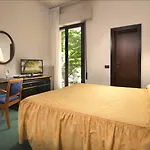 Stella Hotel
